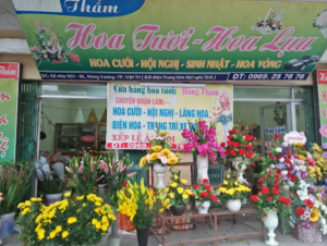 Mẫu bảng hiệu shop hoa in bạt thông dụng